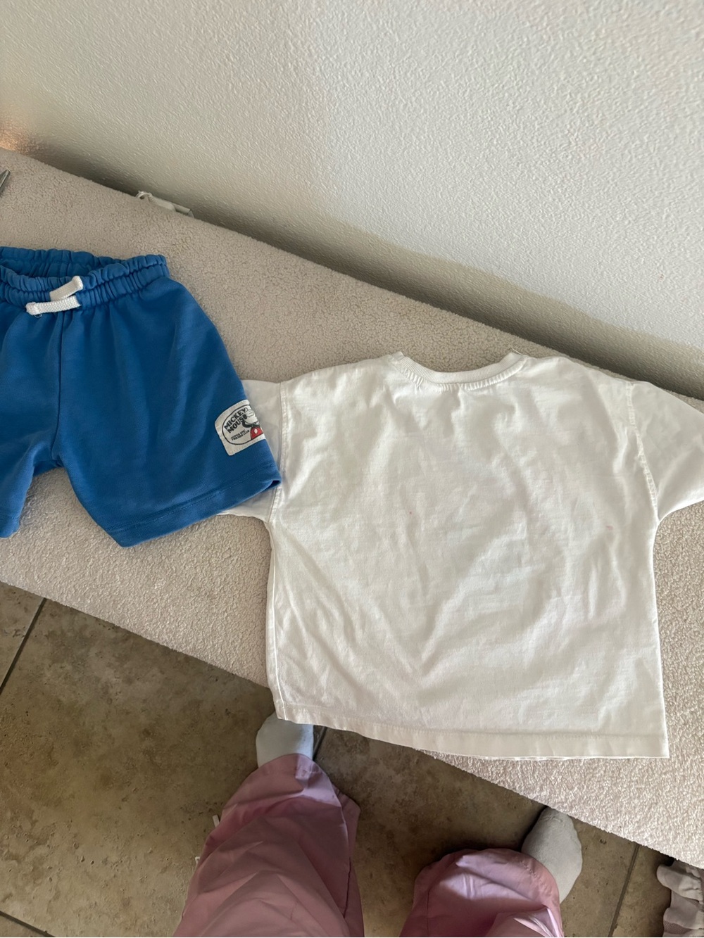 Zara Mickey Mouse Outfit Set – Boys Size 5T - Picture 4 of 9